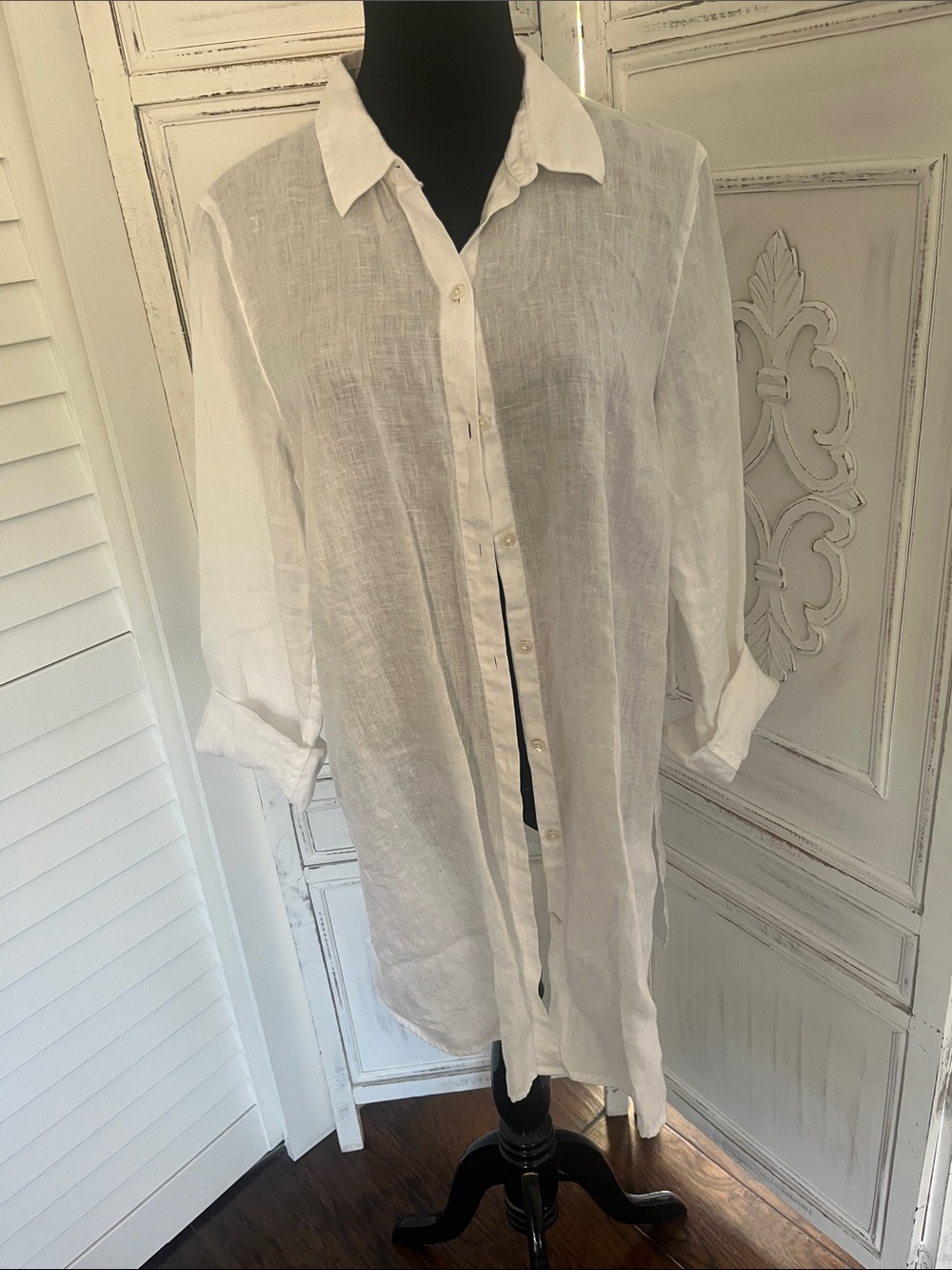 J. Jill White Longline Linen Button-Down Shirt